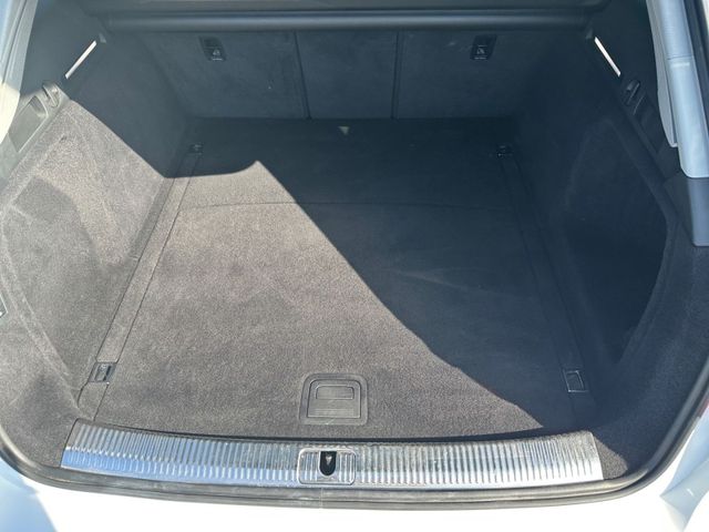 A4 Avant 40 TDI QUATTRO LED+AHK+MMI NAVI+ALU 18"