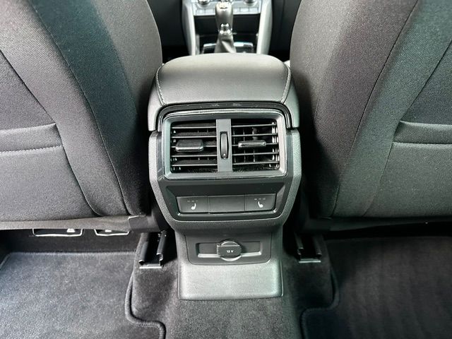 Karoq Clever LED;KESSY;ALARM;CARPLAY