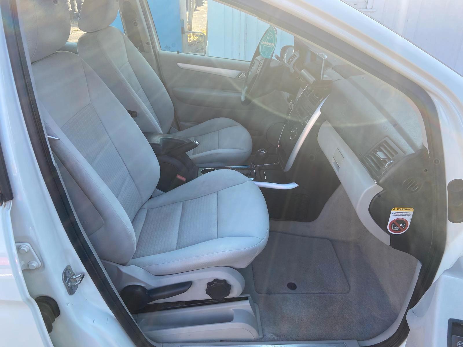 Mercedes-Benz B170 2007 — photo 19