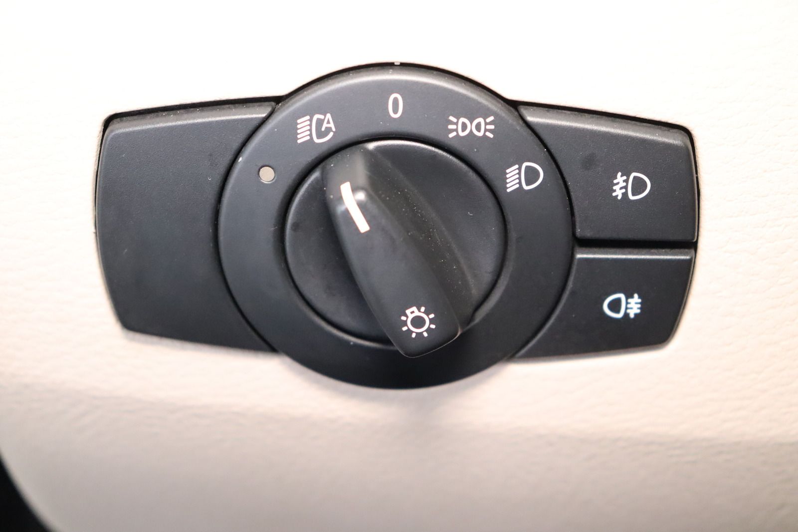 Fahrzeugabbildung BMW X1 xDrive20d * Navi * Xenon * Memory * Leder