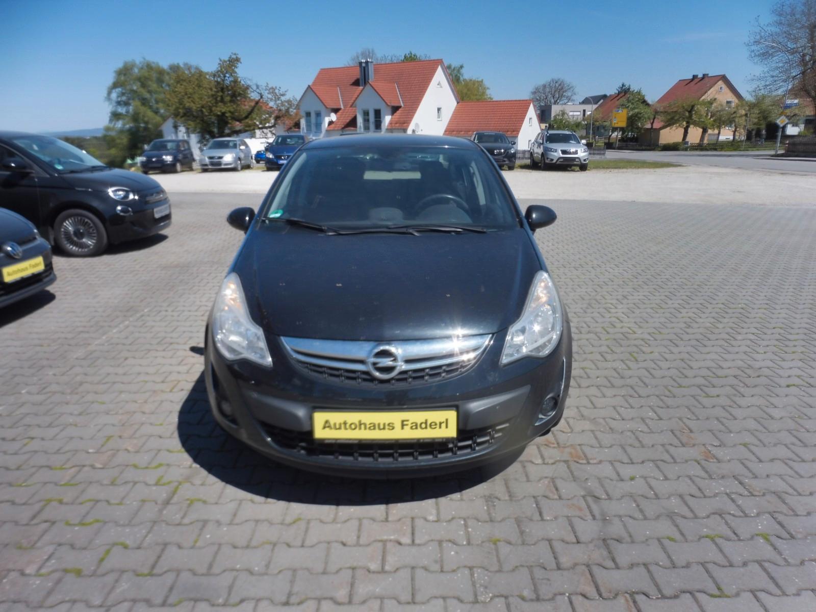 Opel Corsa D Active 1,4 /Hinterachse Rost