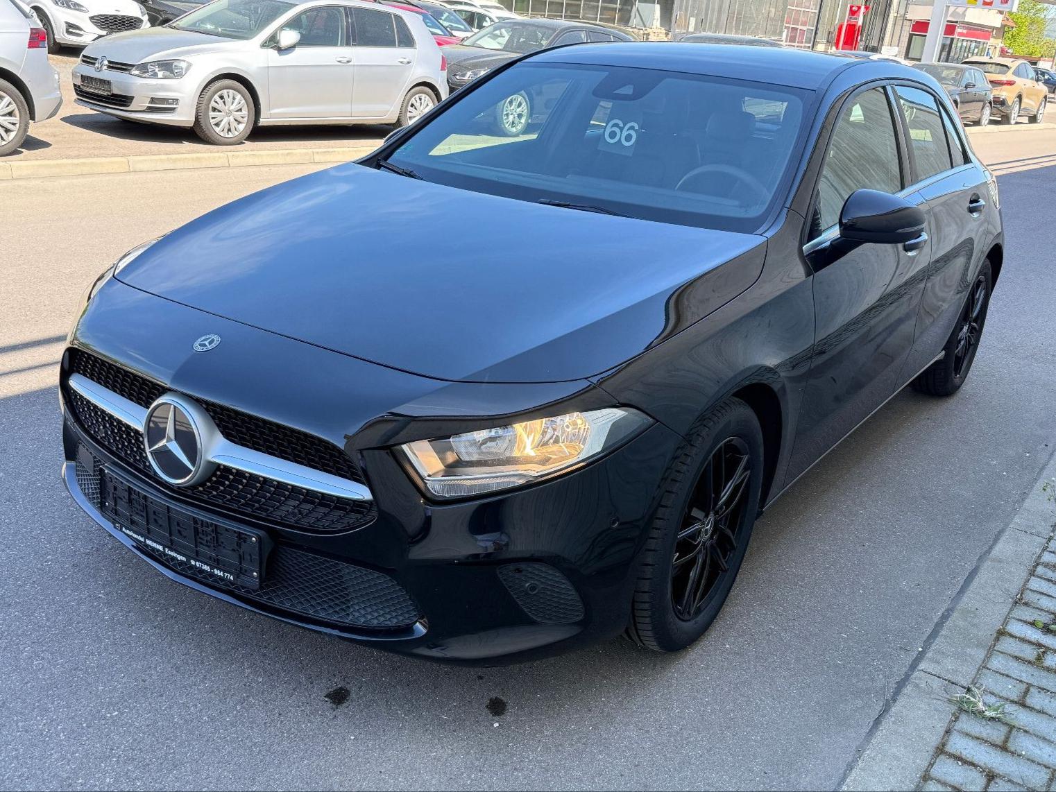 Mercedes-Benz Navi LED MBUX