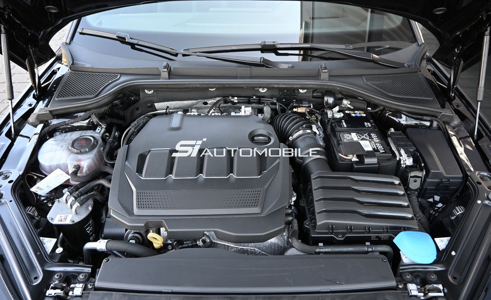 Fahrzeugabbildung SKODA Octavia 2.0 TDI DSG 4x4 RS Combi °AHK°STHZ°DCC°