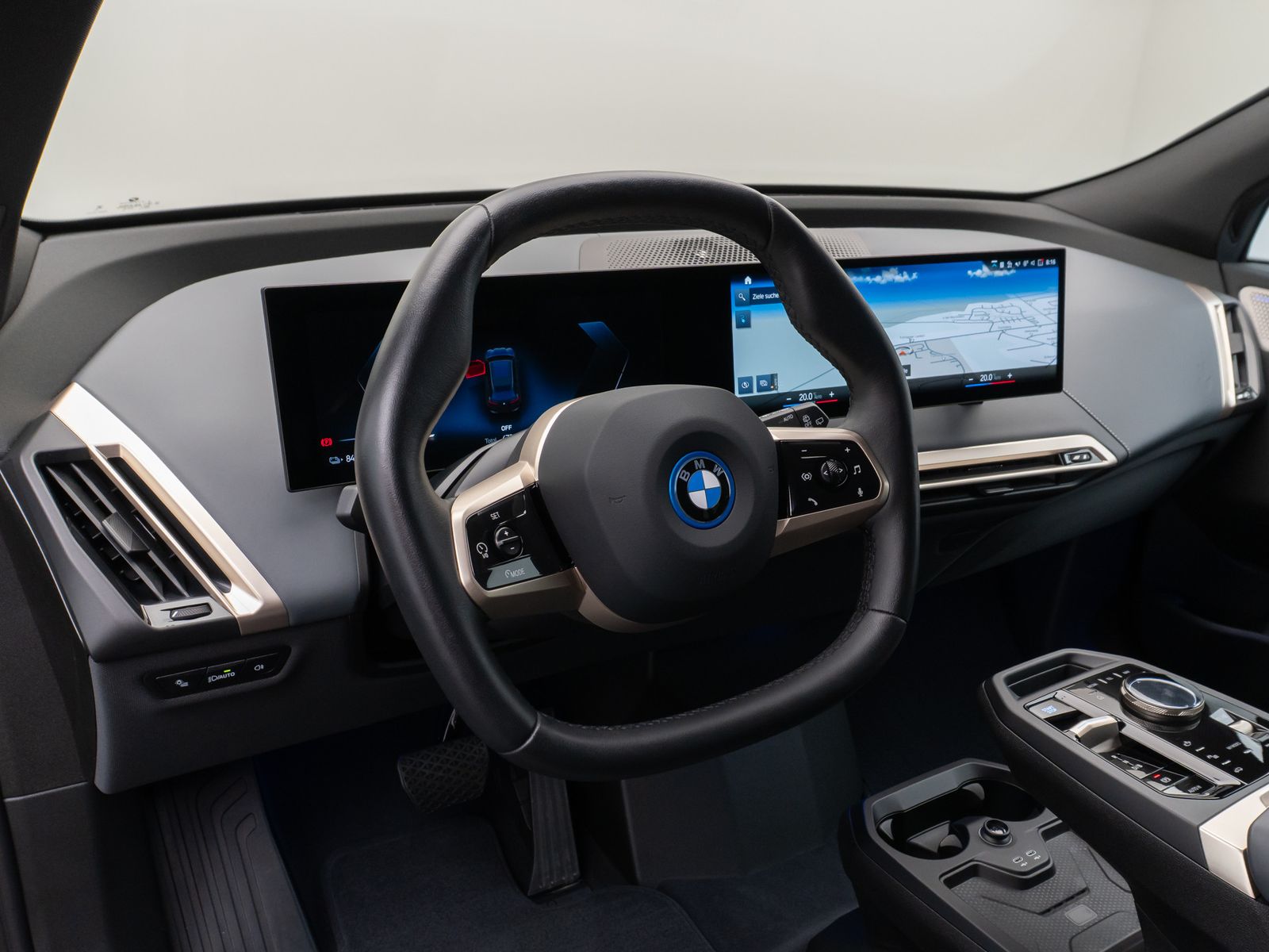 Fahrzeugabbildung BMW iX M60 360°Laser B&W DAB SoftCL ACC AHK 22Zoll