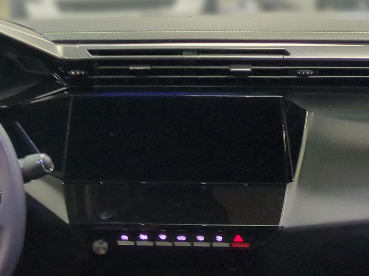Fahrzeugabbildung Peugeot 408 GT 1.6 Plug-In Hybrid 225 e-EAT8