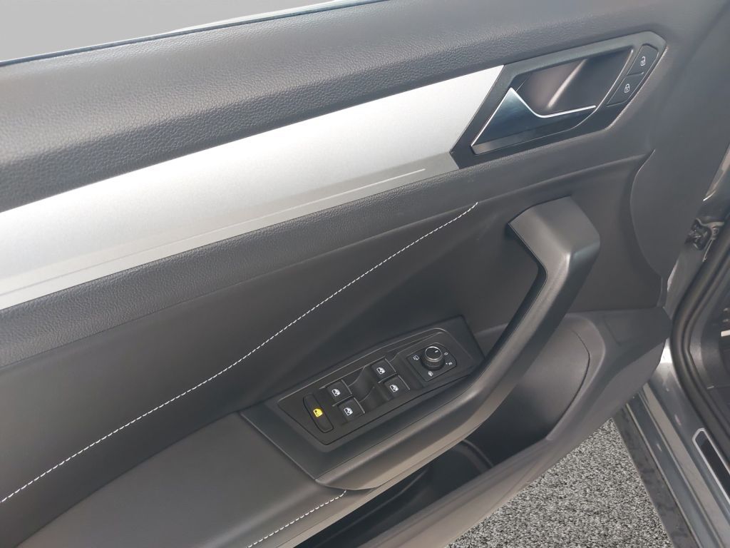 Fahrzeugabbildung Volkswagen T-Roc 1.5 TSI DSG GOAL AHZV Anschlußgarantie