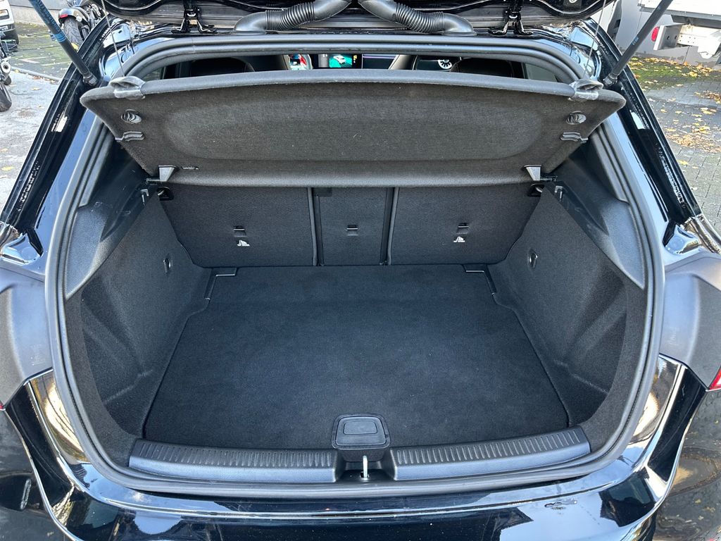 MERCEDES-BENZ A-Class 2019