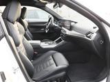 BMW i4 M50 Klimaaut. Glasdach AHK Adaptives Fahrwerk - BMW i4: M50