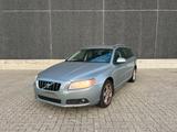 Volvo V70 Kombi Momentum - gebrauchte Volvo V70 aus dem Jahr 2007