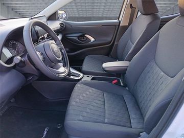 Toyota Yaris - 11