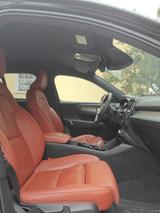 Volvo XC40 T5 Recharge Inscription Recharge R Insc... - Volvo XC40 von privat
