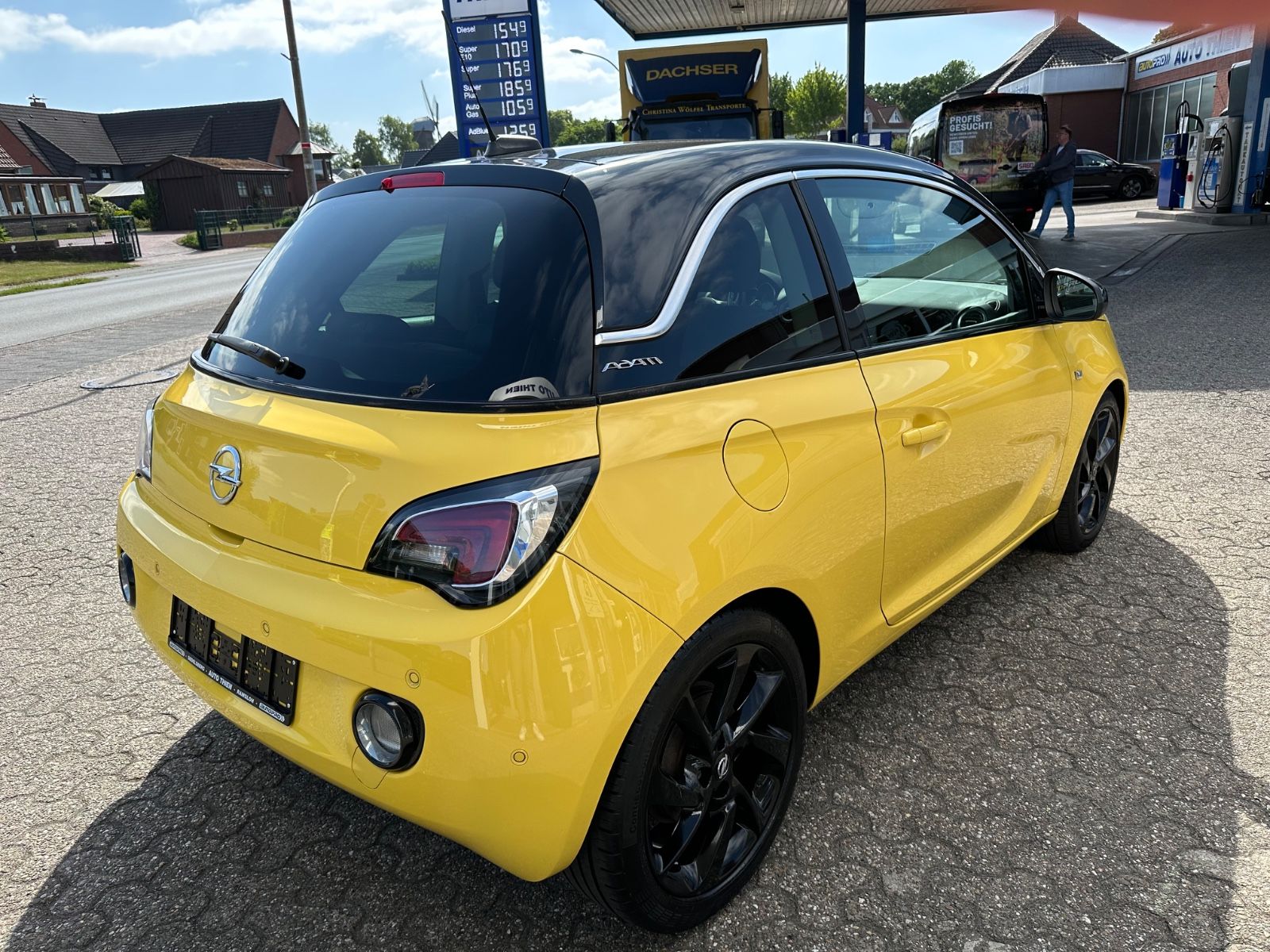 Fahrzeugabbildung Opel Adam 1.4 Slam Sport/IntelliLink/Parkpilot/Totwnk