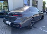 BMW i7 M70 xDrive M Sport || ex.Lounge B&W TheatreSc - BMW i7 in Essen