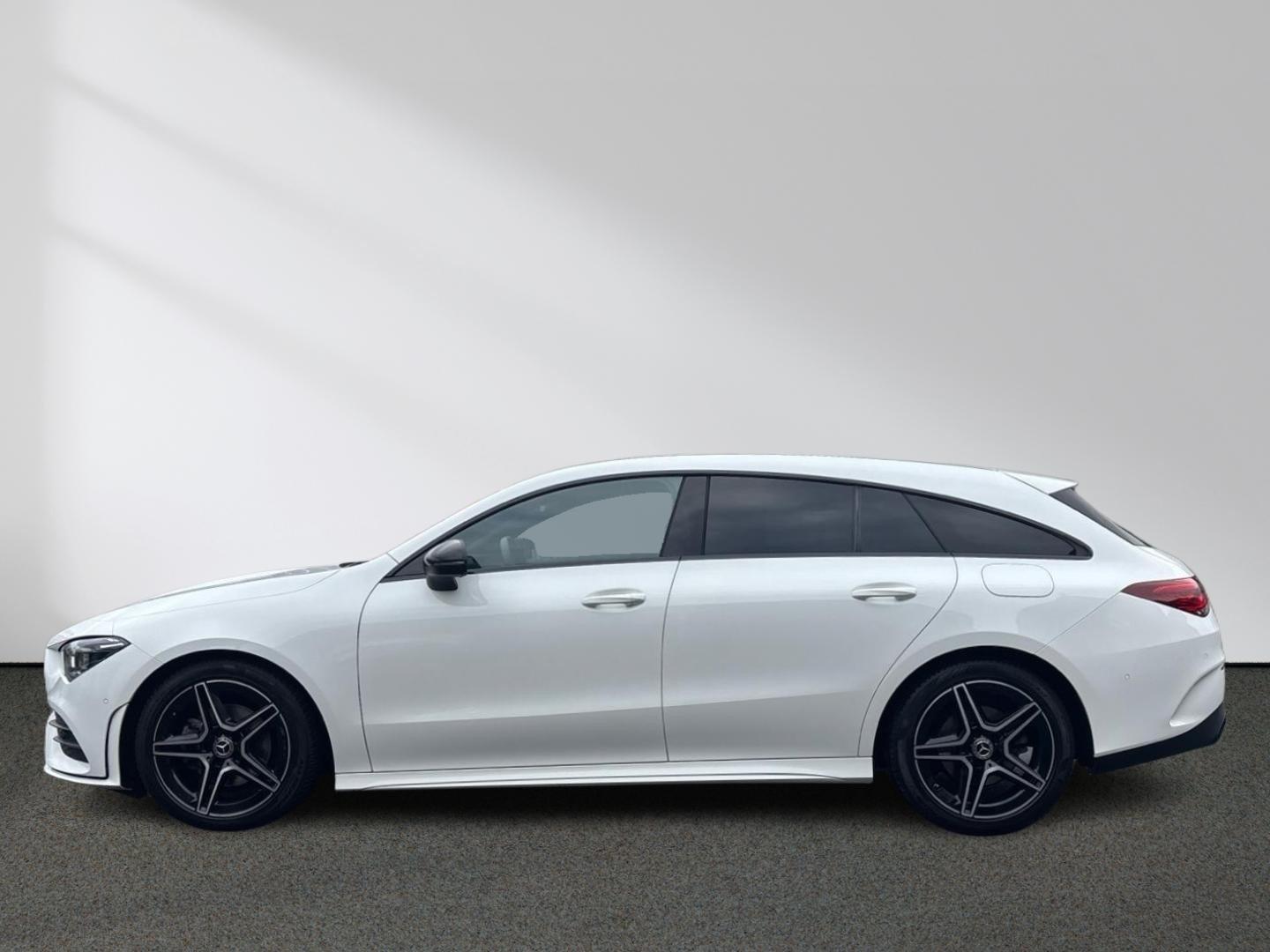 Mercedes-Benz CLA 200 SB AMG Multibeam Panorama Standhzg. MBUX