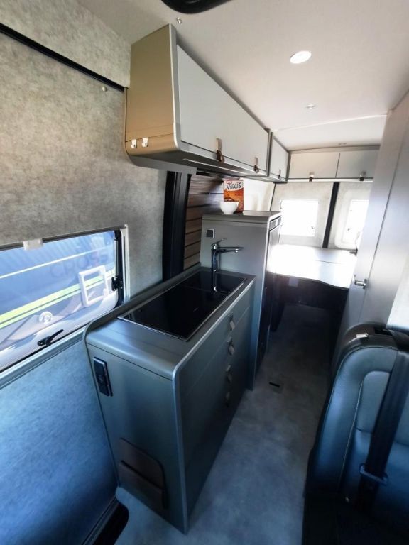 Fahrzeug Übersicht 12 Fahrzeugabbildung HYMER / ERIBA / HYMERCAR Camper Van Grand Canyon S 600 Xperience Verfüg.,