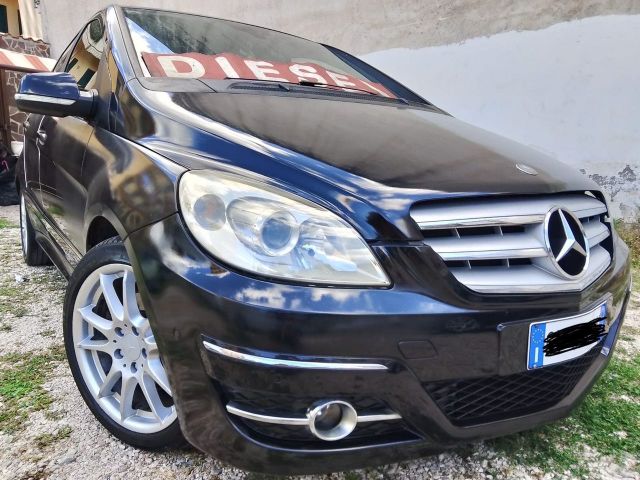 Mercedes-Benz Mercedes-benz B 200 ANNO 2010