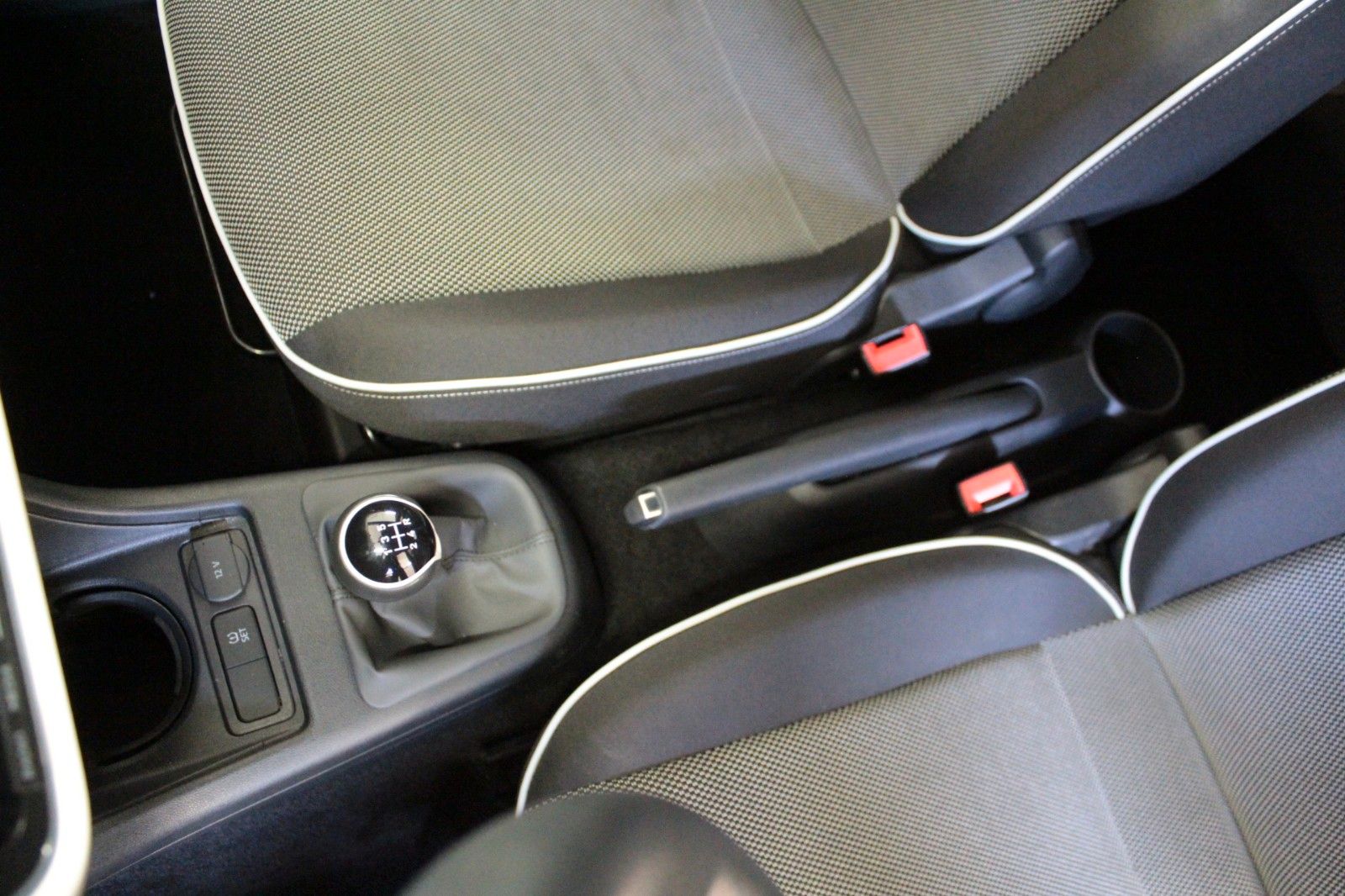 Fahrzeugabbildung SEAT Mii 1.0 Chic   5 türig  *Sitzheizung