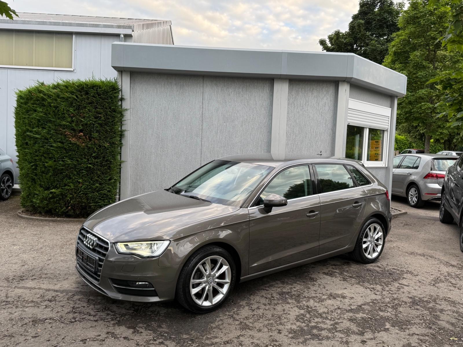 Audi A3 Sportback!Xenon!Navi!17 Zoll!110 ps!