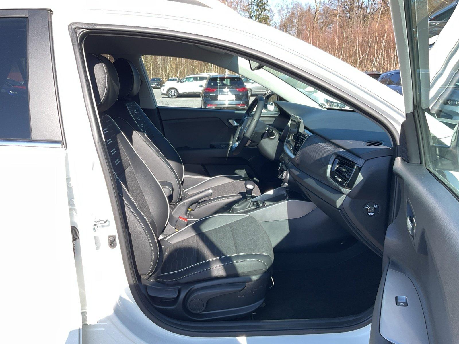 Kia Stonic 1.0 GT LINE DCT TECHNIK NAVI TEMPOMAT, миниатюра 11