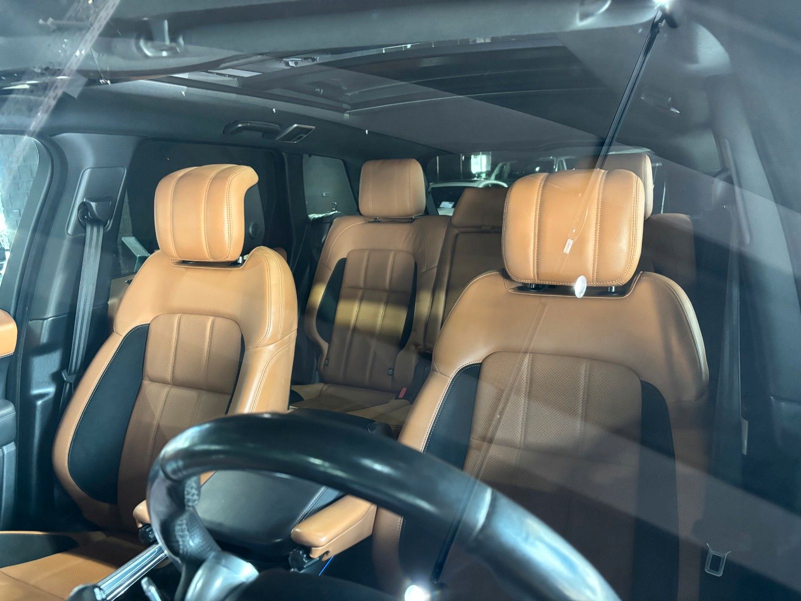 Fahrzeugabbildung Land Rover Range Rover Sport D350 /PANO/MERIDIAN/KEYLESS