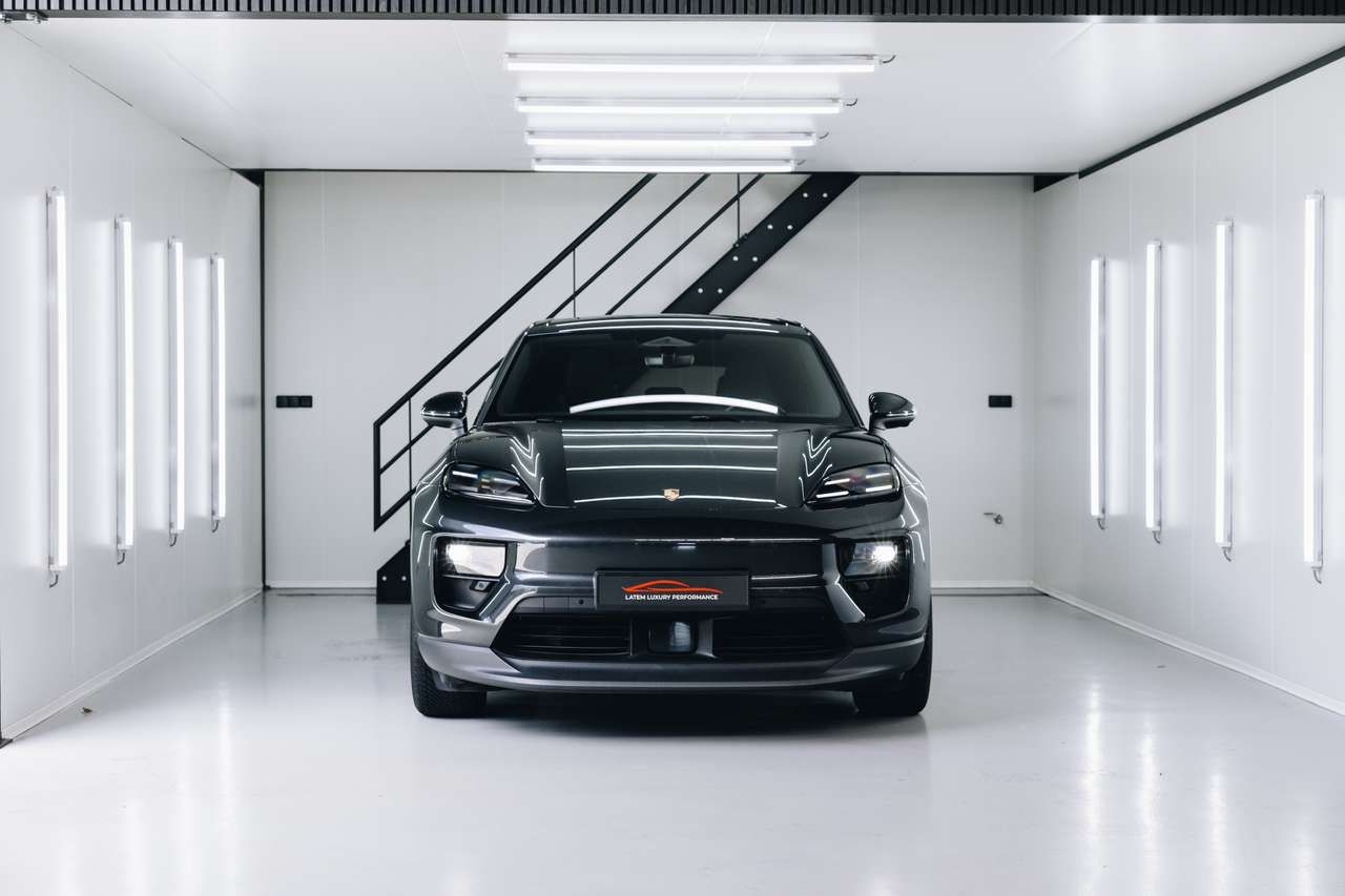Porsche Macan 4 Electric Pano BOSE Sport Sound Zetelvent imagem 2