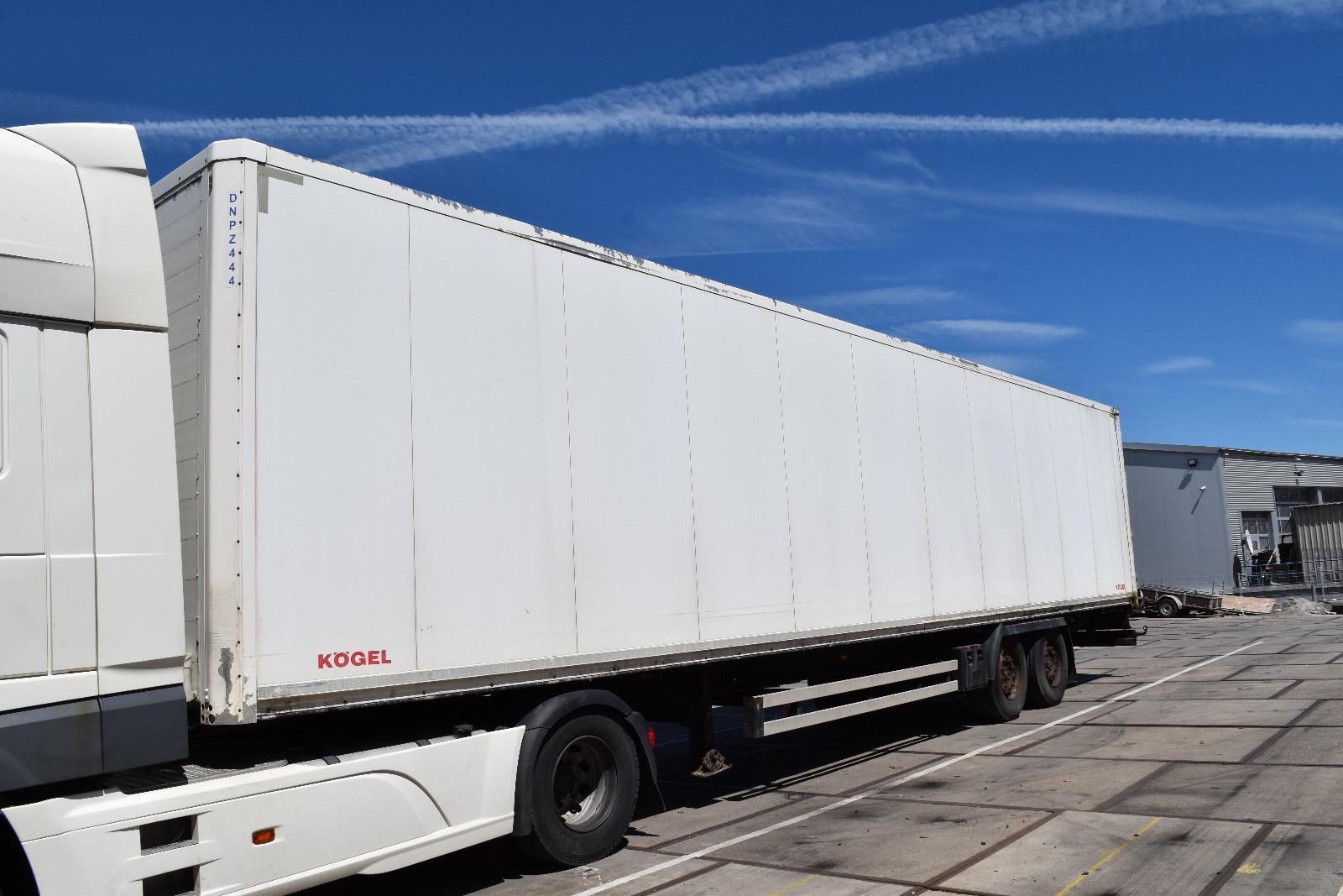 Kögel SP18 - 2 Achsen - Koffer