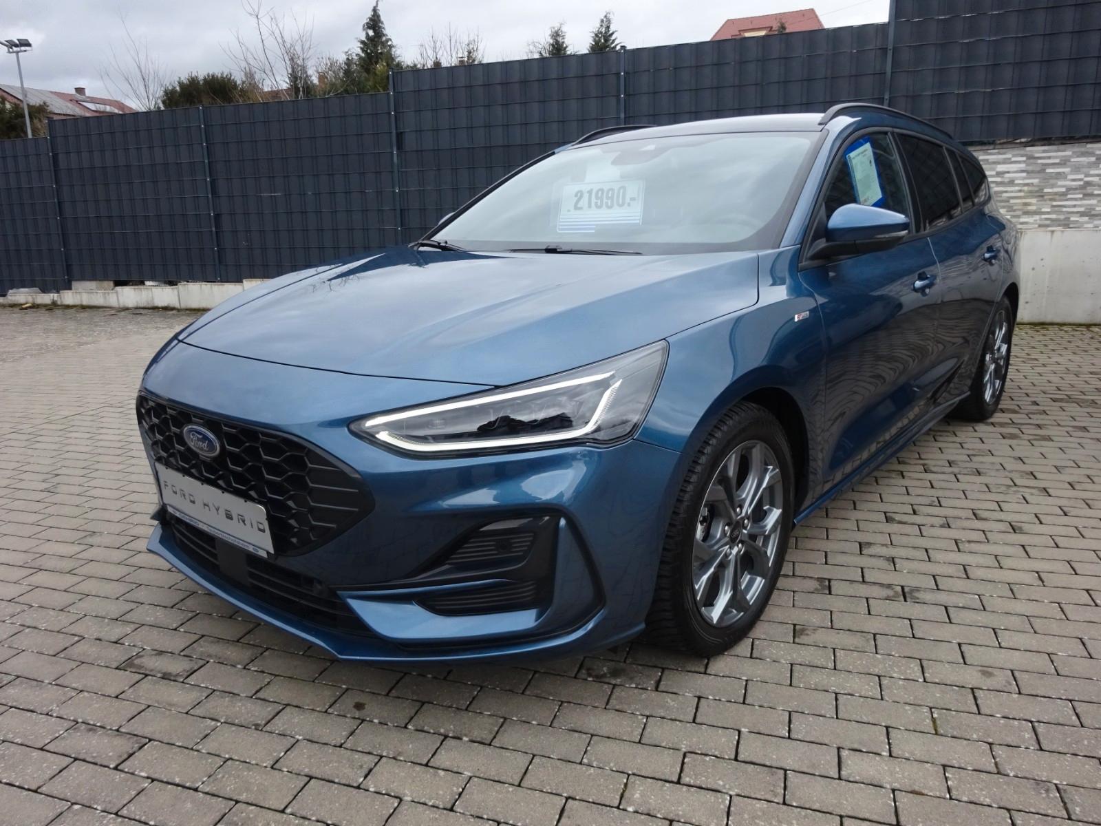 Ford Focus Turnier ST-Line AHK MATRIX LED PANORAMA