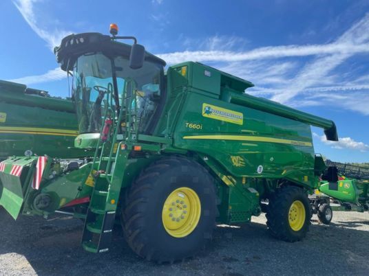 John Deere T660