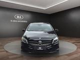 Mercedes-Benz A 200 -Klasse BlueEfficiency AMG-Line - Mercedes-Benz A 200 mit Benzin-Antrieb: Navigationssystem