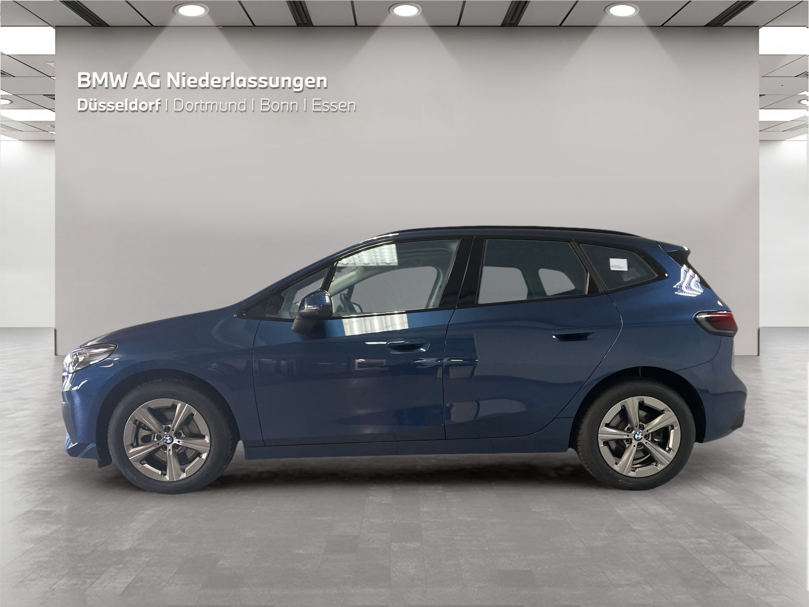BMW 223 Active Tourer - Bild 5