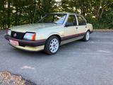 Opel Ascona C 1. Hand 100tkm Top Zustand - Opel Ascona: Von Privat