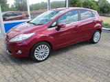Ford Fiesta Titanium+5-trg+Alu+PDC+wenig km