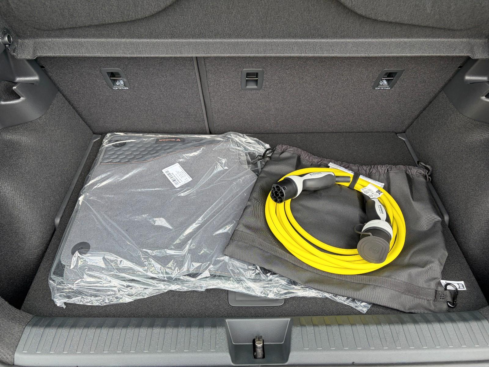 Cupra Raval ENDURANCE 52KWH EDGE SCHALENSI 5J GARANTIE