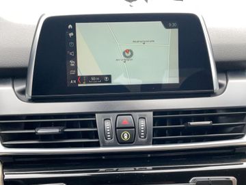 BMW 216 d Active Tourer 216 d Automatik*NAVI*LED*PDC