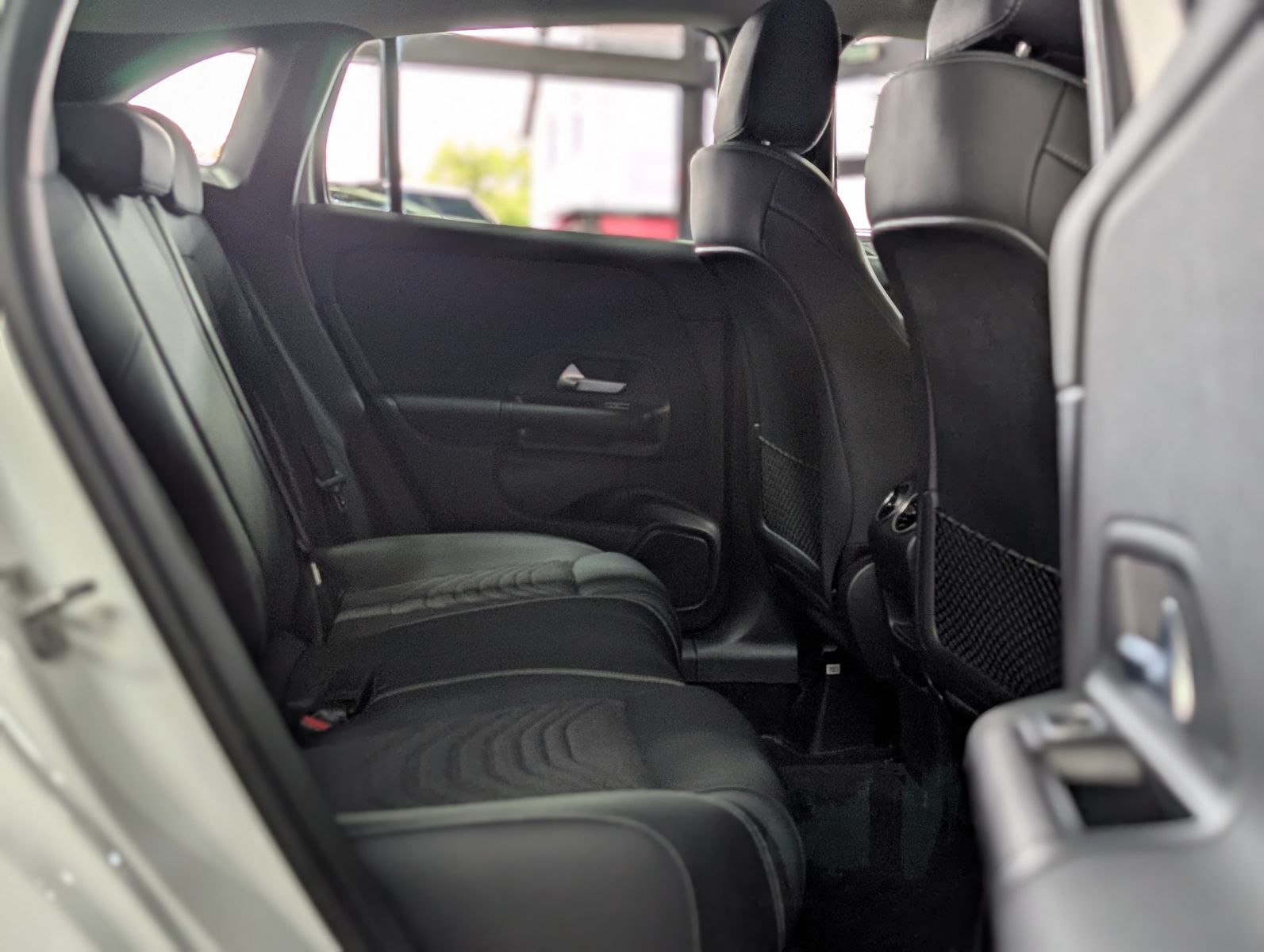 Fahrzeugabbildung Mercedes-Benz GLA 250 e LED LEDER AHK SHZ MFL VIRT KAM WinterP