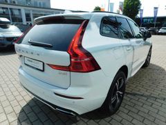 Fahrzeugabbildung Volvo XC60 Diesel D4 Geartronic R-Design 'Komforsitze,