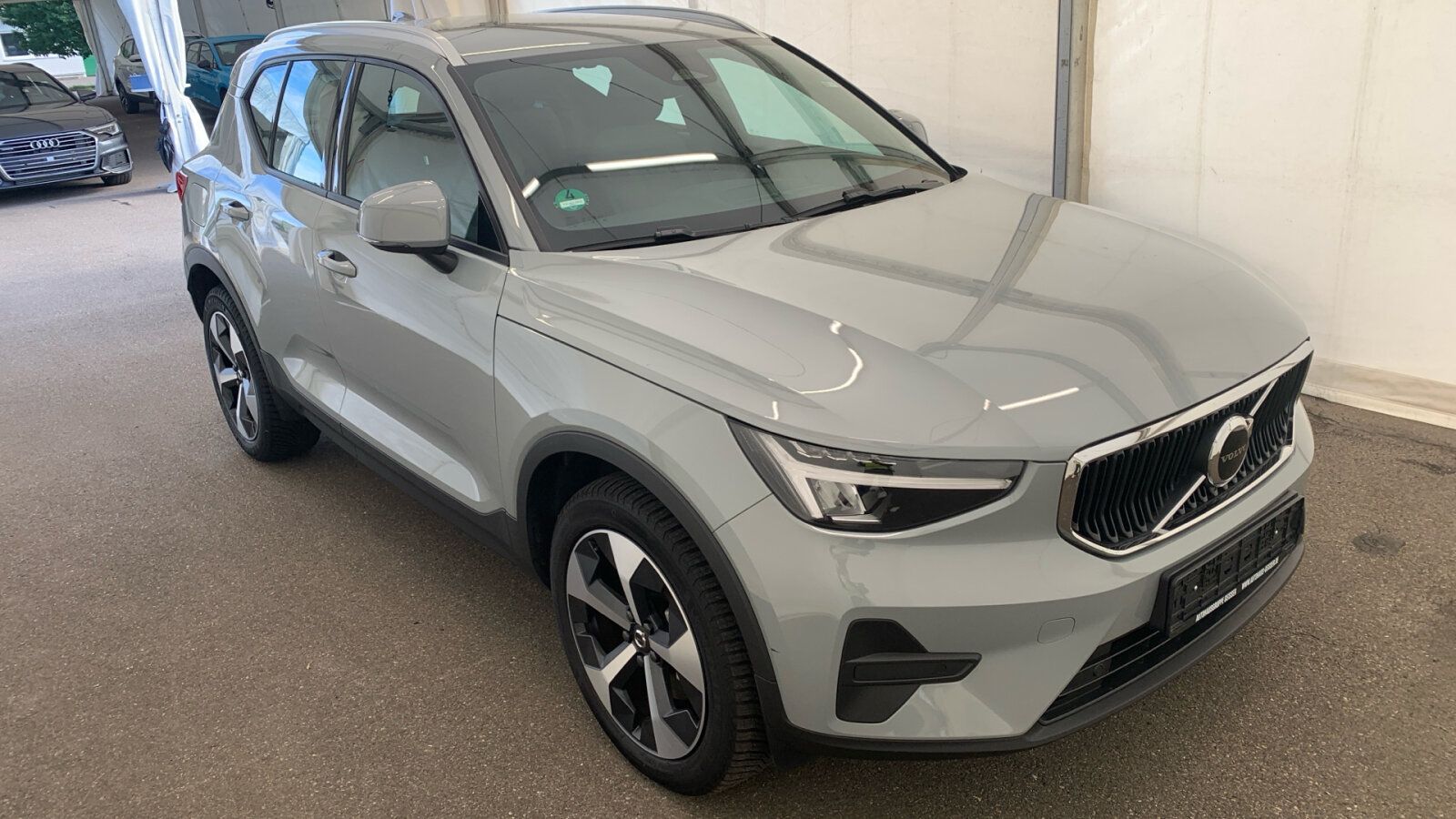 Volvo XC40 B3 B DKG Core RFK Navi LED imagem 2