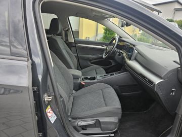 Volkswagen Golf - 11