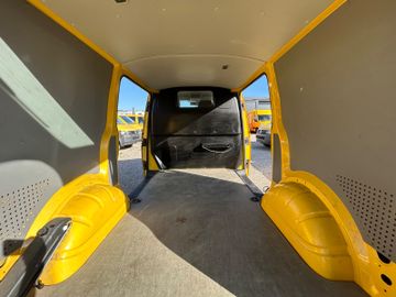 Volkswagen T5 Transporter - 11