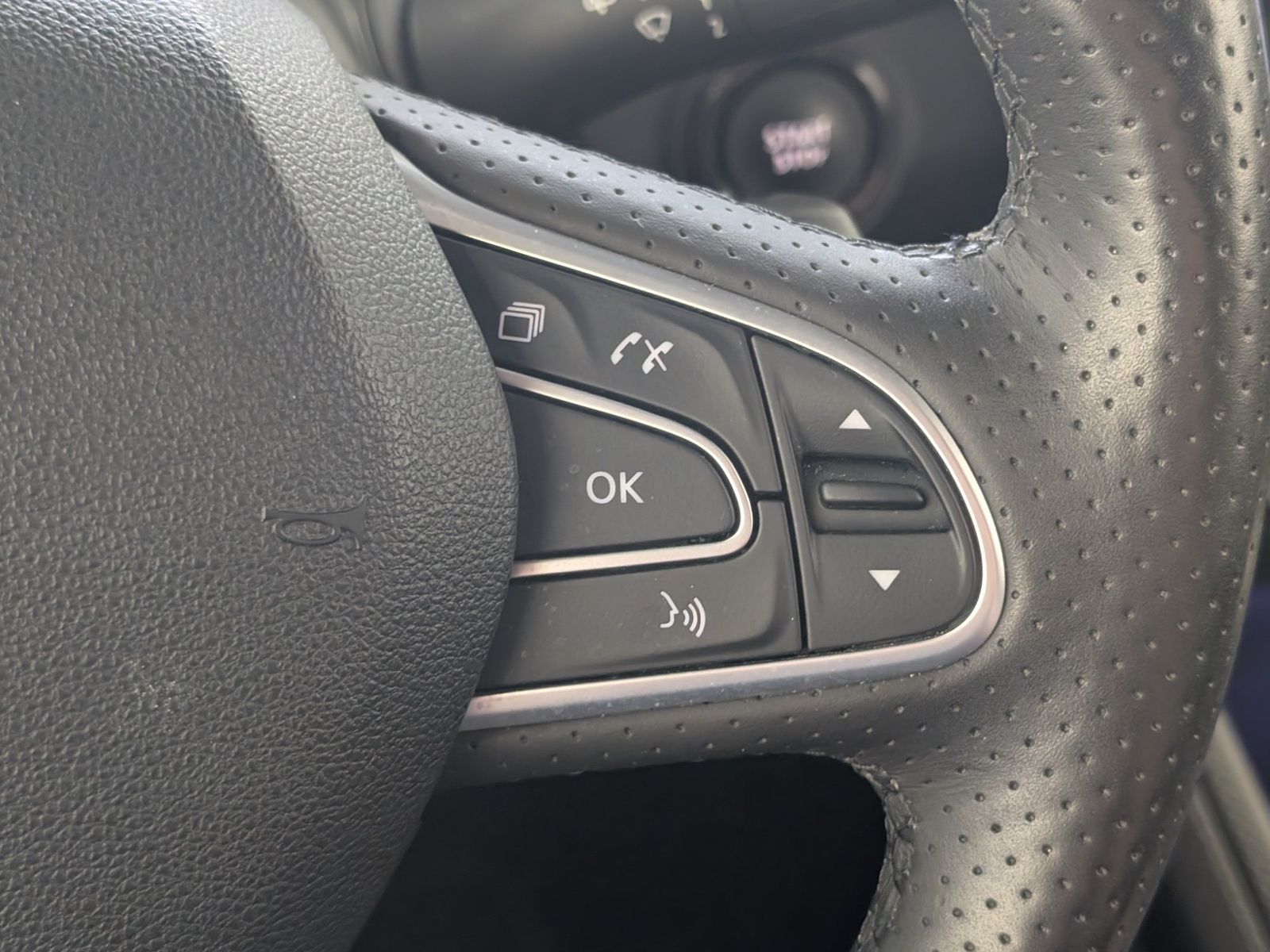 RENAULT Koleos  2.0 Blue Initiale Paris 4WD Navi LED – Bild 39