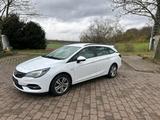 Opel Astra K Sports Tourer  Sparsamer Fam... - Sparsame mit Diesel-Antrieb