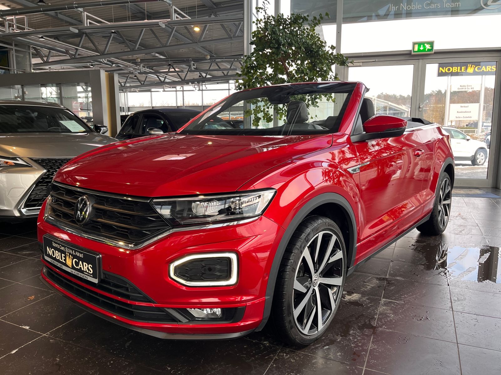 Fahrzeugabbildung Volkswagen T-Roc Cabriolet R-Line AHK LED NAV ACC RFK 19"