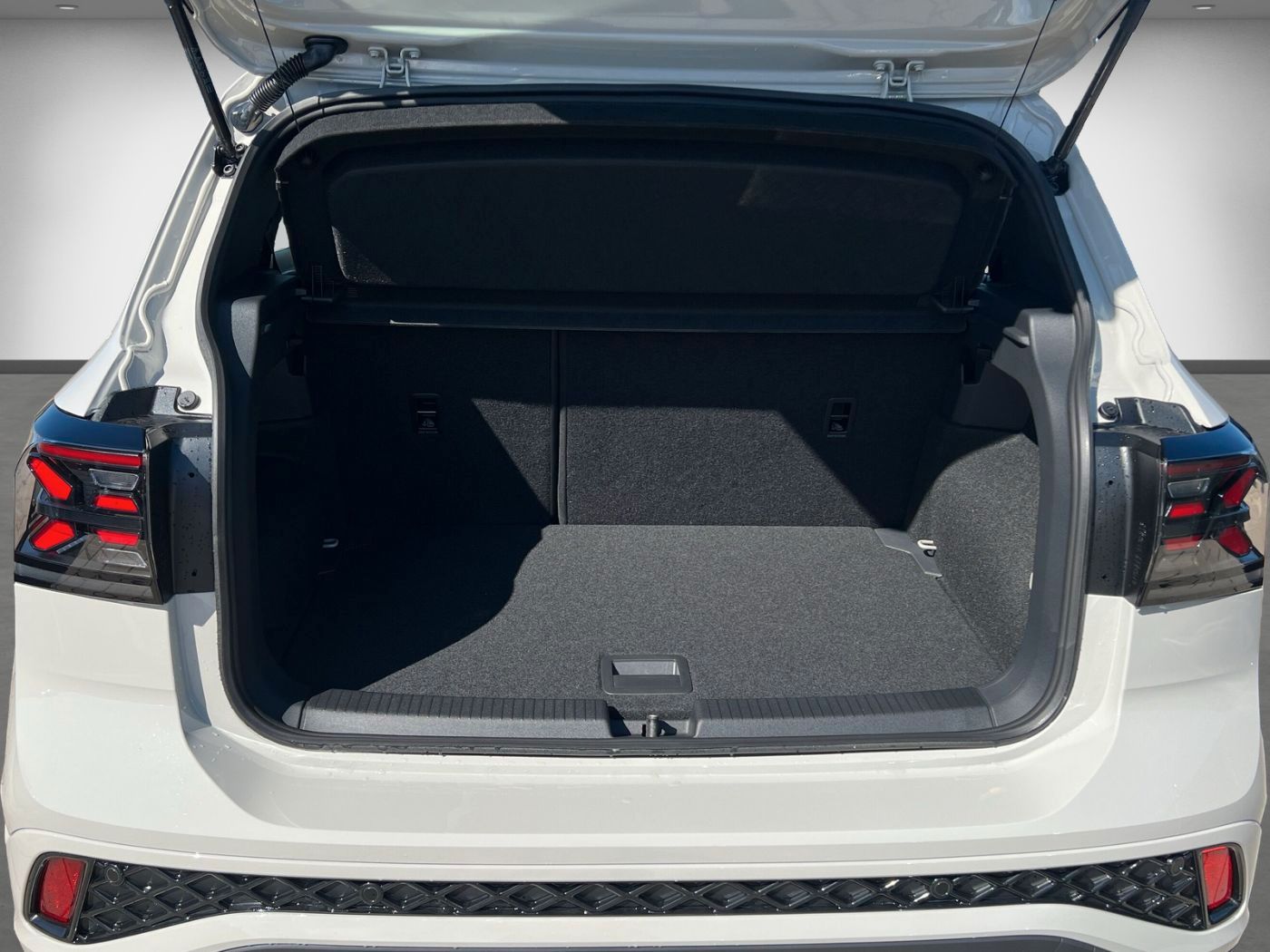 Volkswagen T-Cross - Bild 10