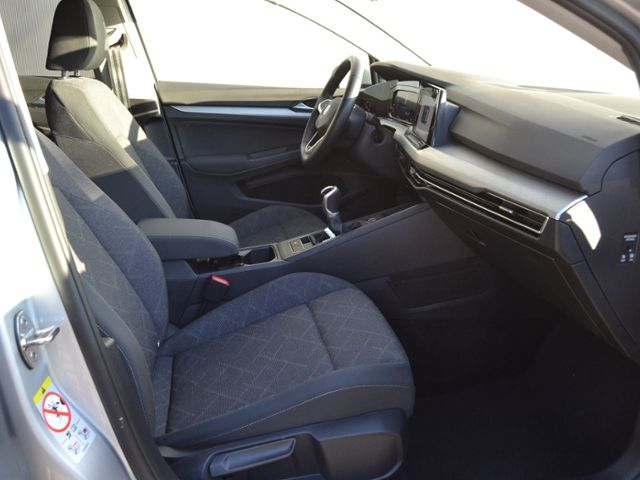 Golf VIII 1.5 TSI Life LED/NAVI+VZE/16-ZOLL/PDC/