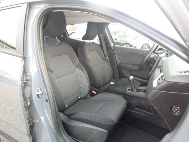 Fahrzeugabbildung Renault Clio V 1,0 TCE 90 >Navi/LED/PDC<