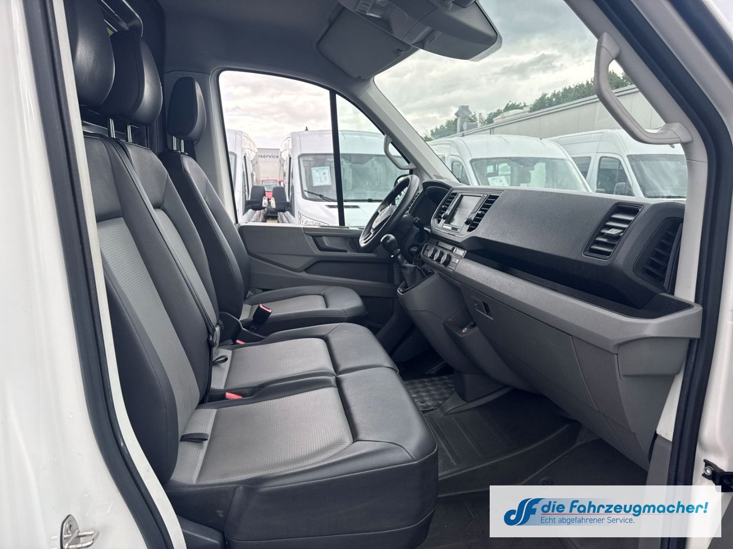 Fahrzeugabbildung Volkswagen Crafter Kasten 35 L2H2Glastransporte KAMERA PDCv