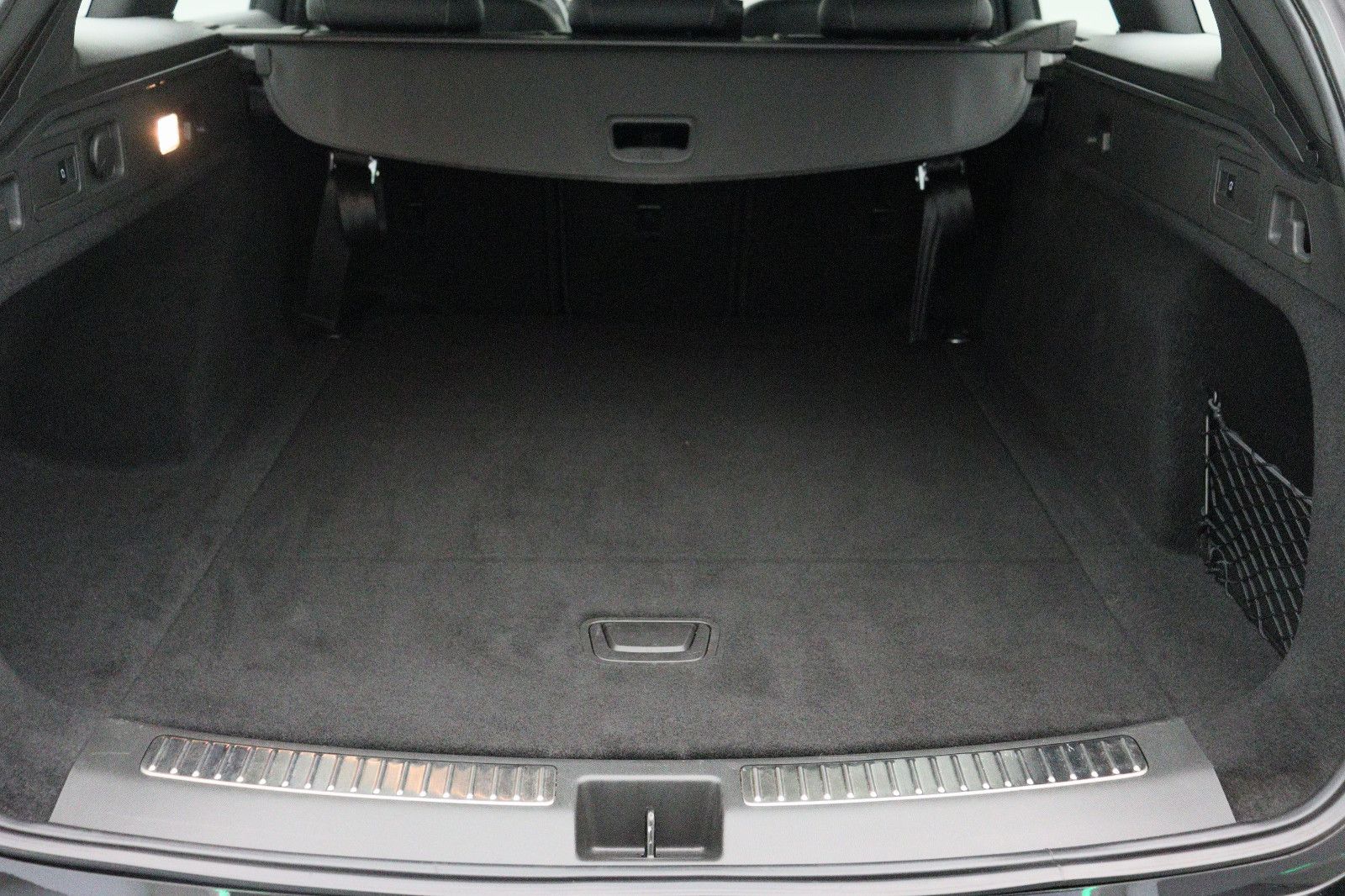 Fahrzeugabbildung Opel Insignia B Sports Tourer 2.0 Elegance