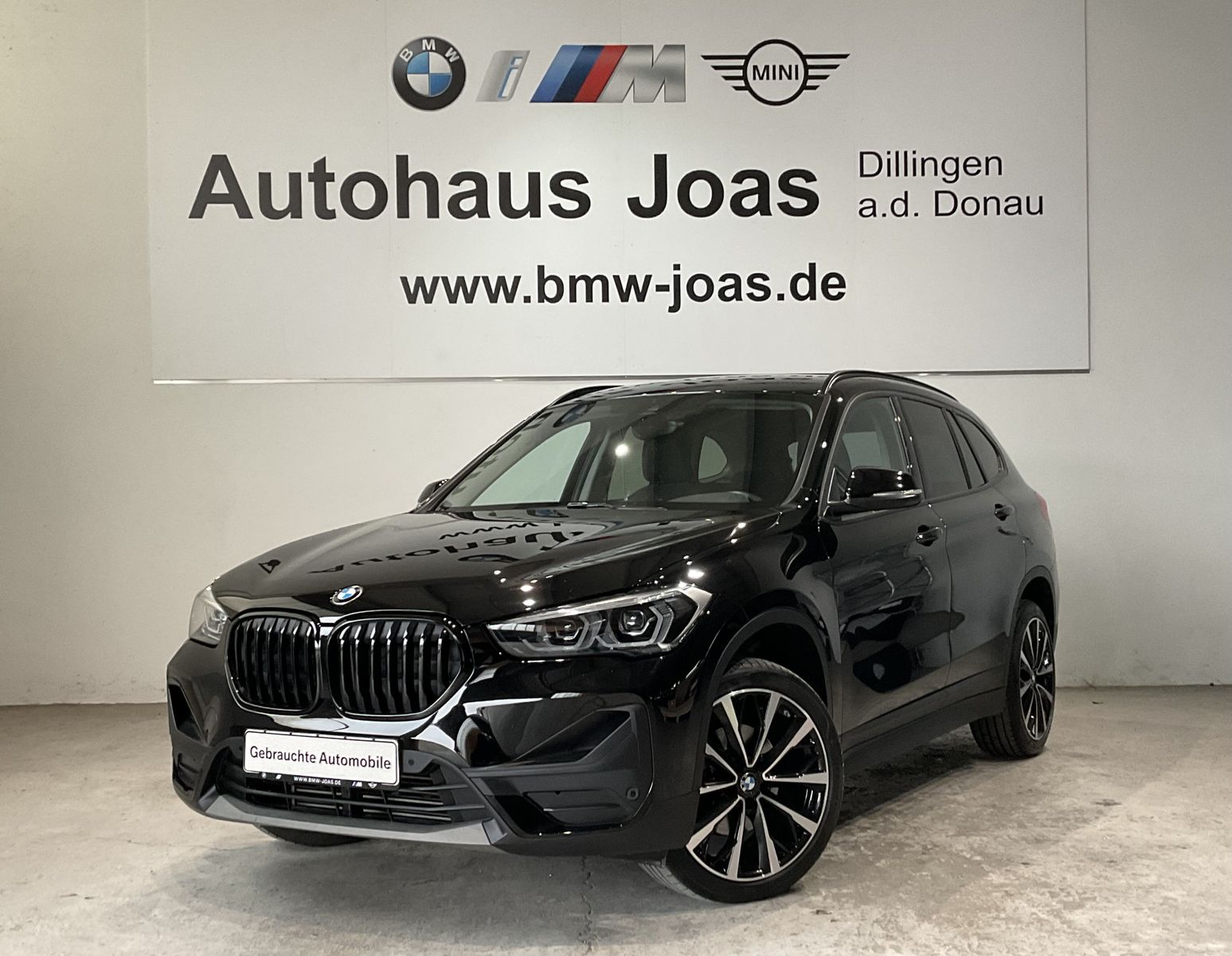 Fahrzeugeinzelansicht 4 Fahrzeugabbildung BMW X1 sDrive18d AHK, PDC, Komfortpaket