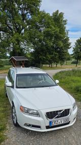 Volvo V70 2.0D  Super Zustand incl. Thule Radträger  - weiße Volvo V70
