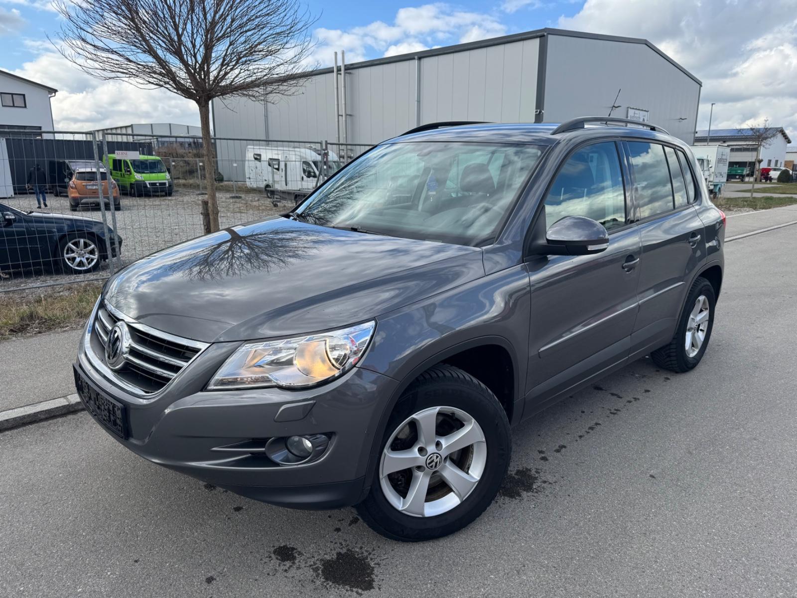 Volkswagen Tiguan Track & Field 4Motion DSG Navi TÜV27-12